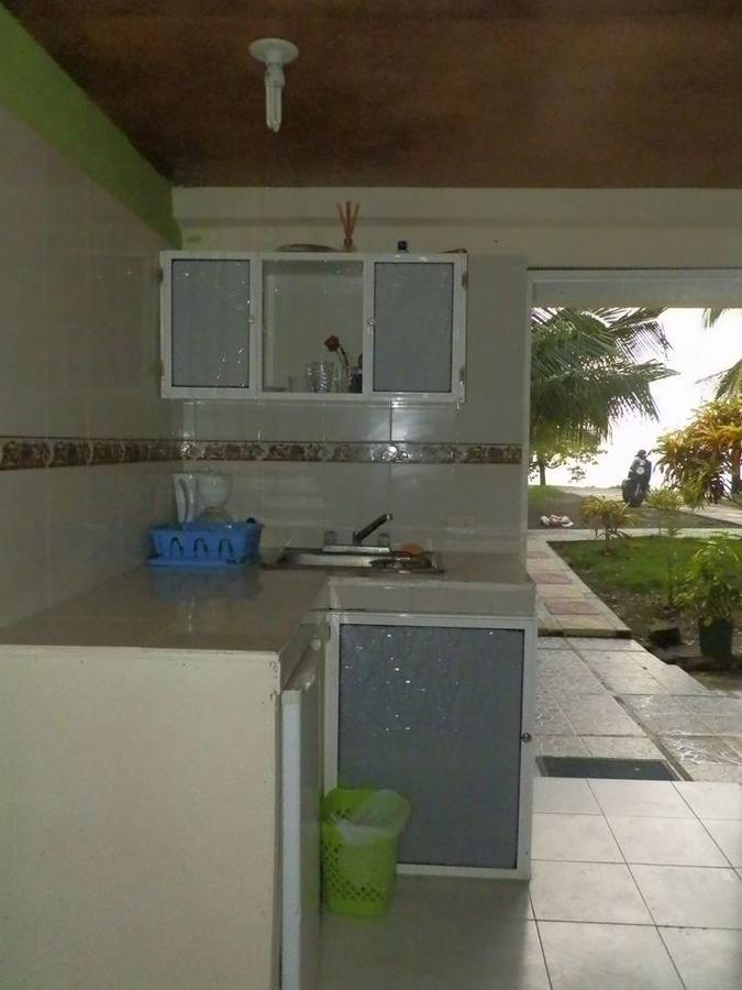 Posada Valerie Hotel Archibolds ภายนอก รูปภาพ